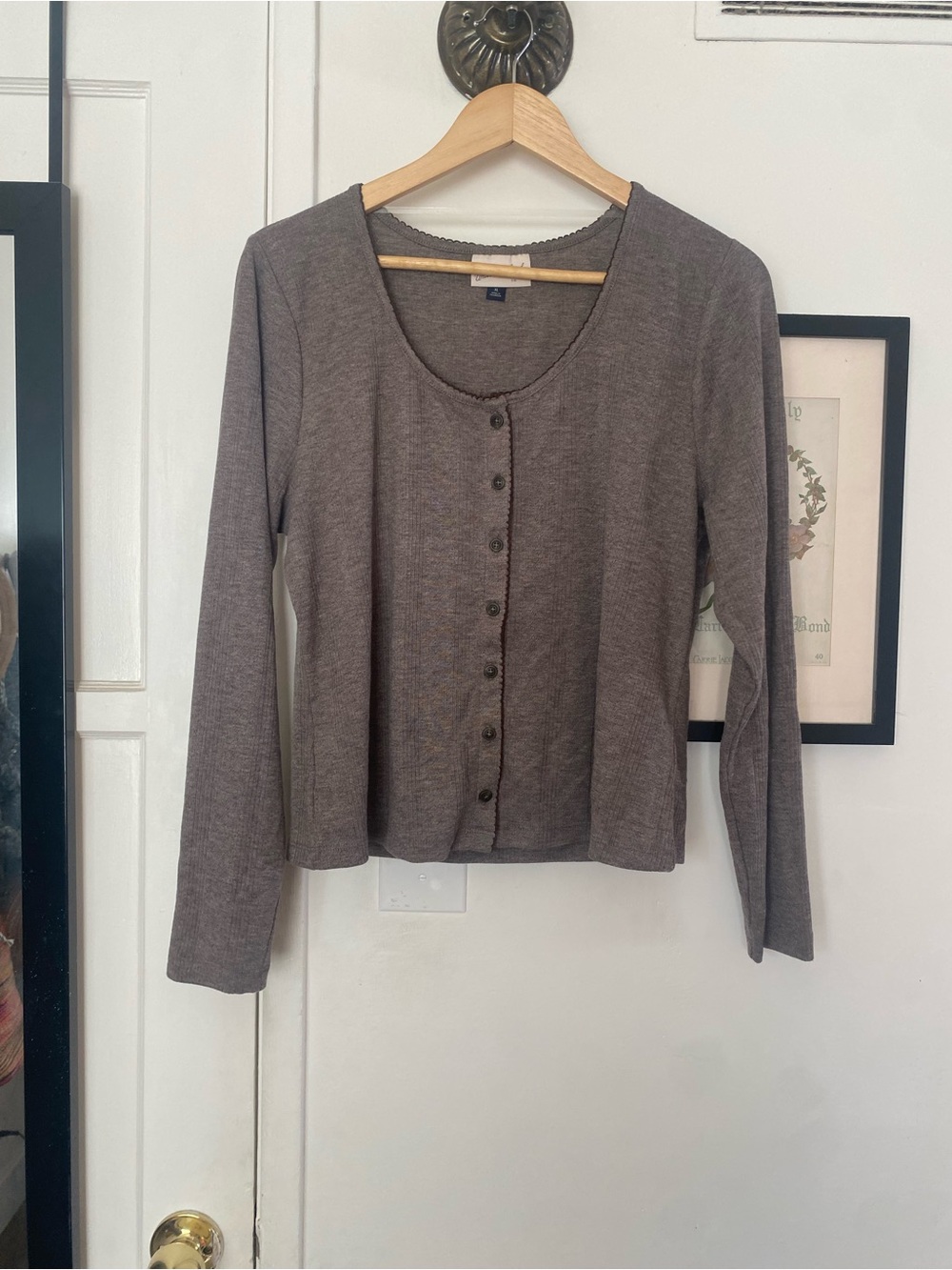 Universal thread fitted long sleeve